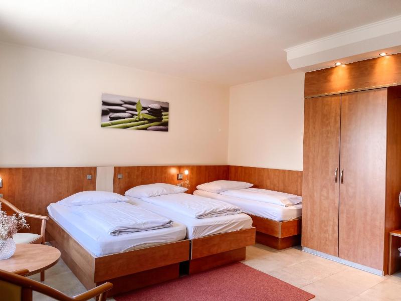 Triple Room image 1
