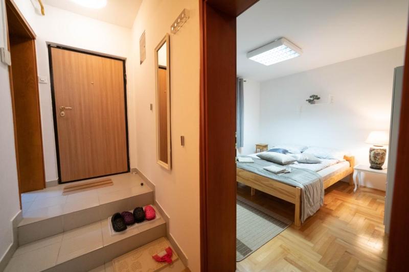 Apartman Yellow House - image 9