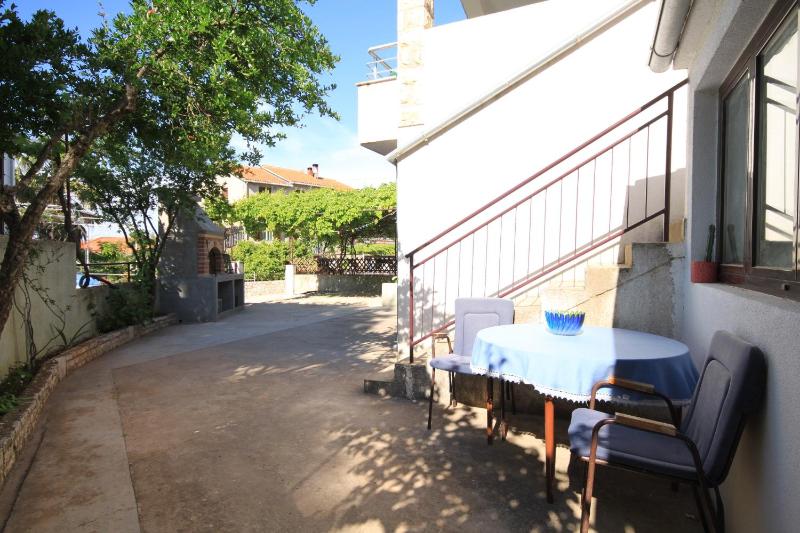 Two-Bedroom Apartment with Terrace and Sea View image 4