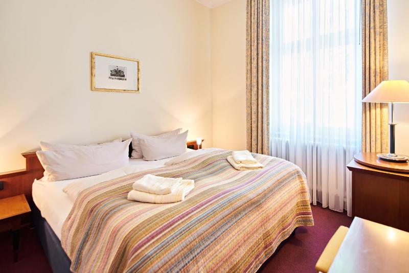 One-Bedroom Apartment - Sea Side image 4