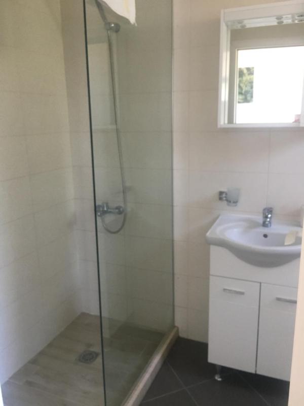 Superior One-Bedroom Apartment image 4