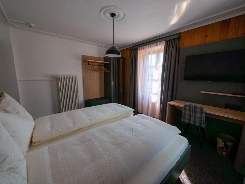 Superior Double Room image 4