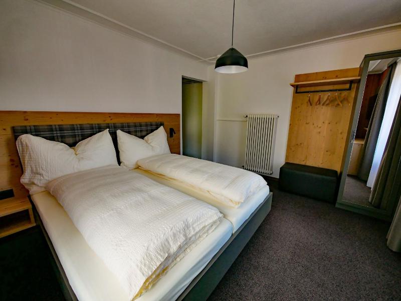 Superior Double Room image 3