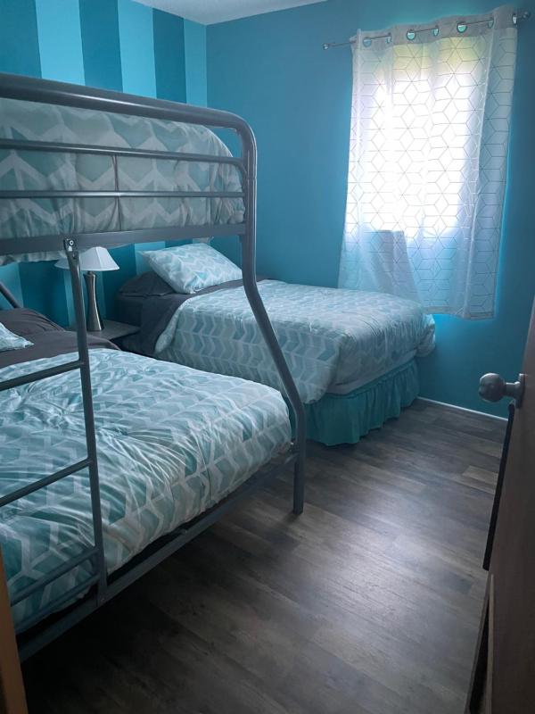 Two-Bedroom Suite image 3