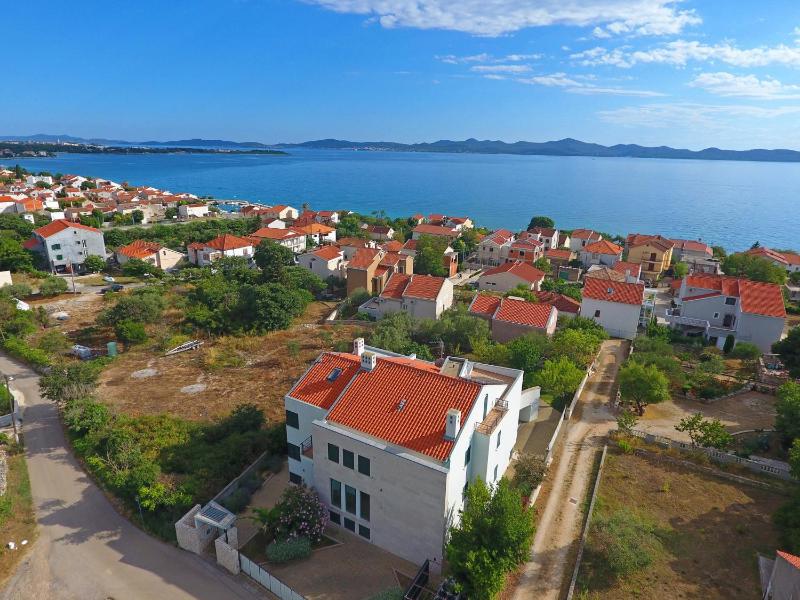 Holiday house with a swimming pool Zadar - Diklo Zadar - 15336 - image 33