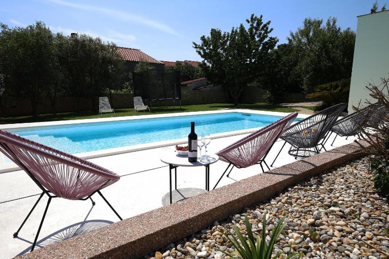 Holiday house with a swimming pool Zadar - Diklo Zadar - 15336 - image 18