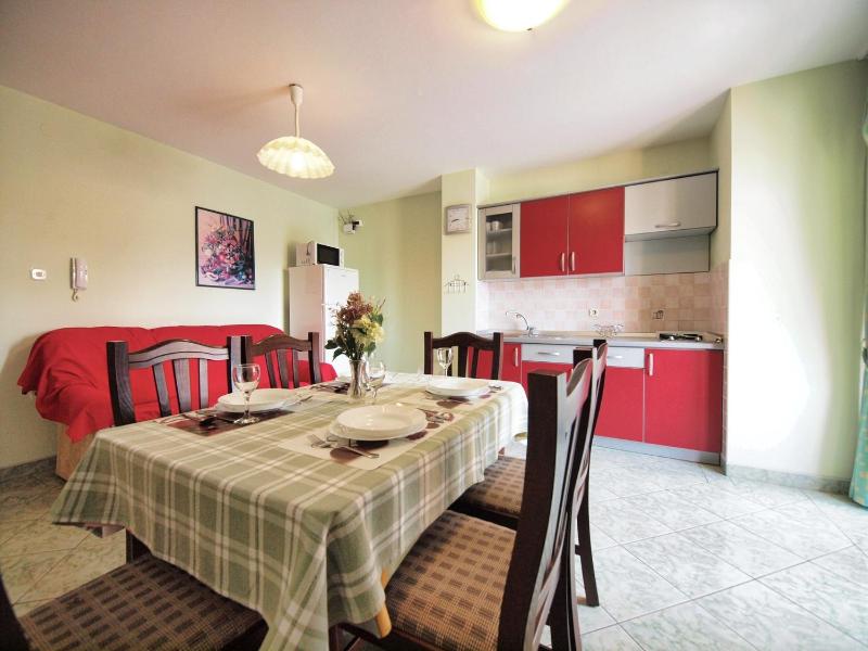 Apartments by the sea Srima - Vodice Vodice - 15621 - image 8