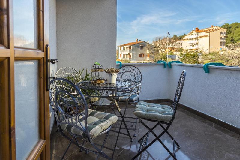 One-Bedroom Apartment with Terrace image 2