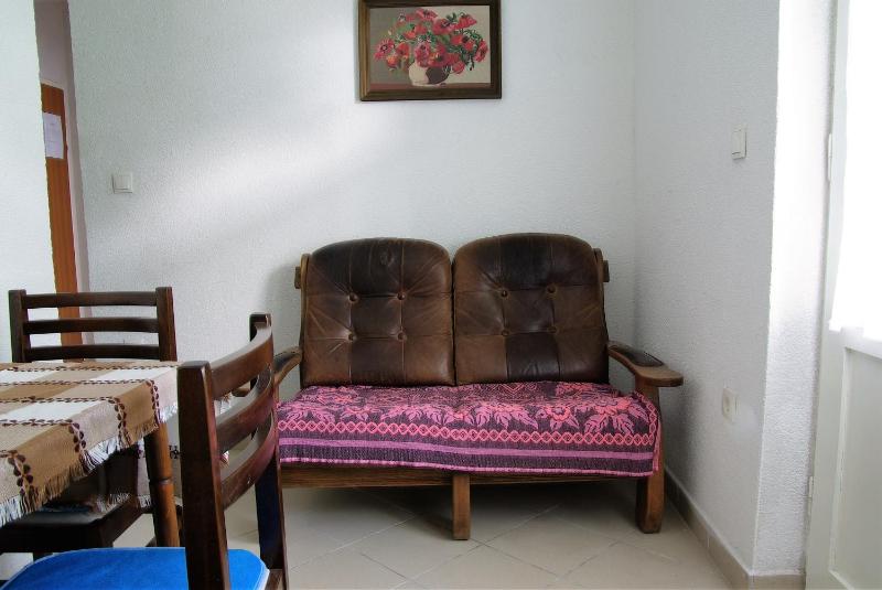 One-Bedroom Apartment with Balcony and Sea View image 3