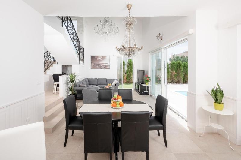 Luxury villa with a swimming pool Hvar - 15992 - image 6