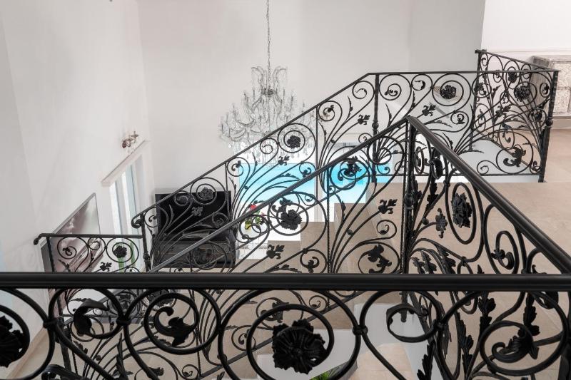 Luxury villa with a swimming pool Hvar - 15992 - image 19