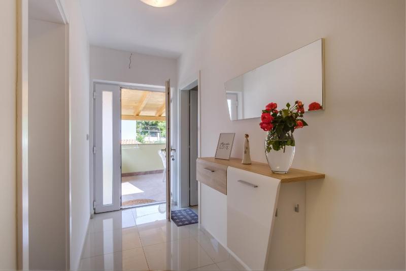 Apartments with a parking space Mali Losinj (Losinj) - 16019 - image 11