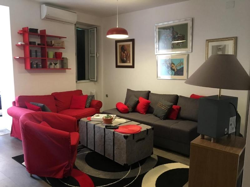 One-Bedroom Apartment with Terrace and Sea View image 1