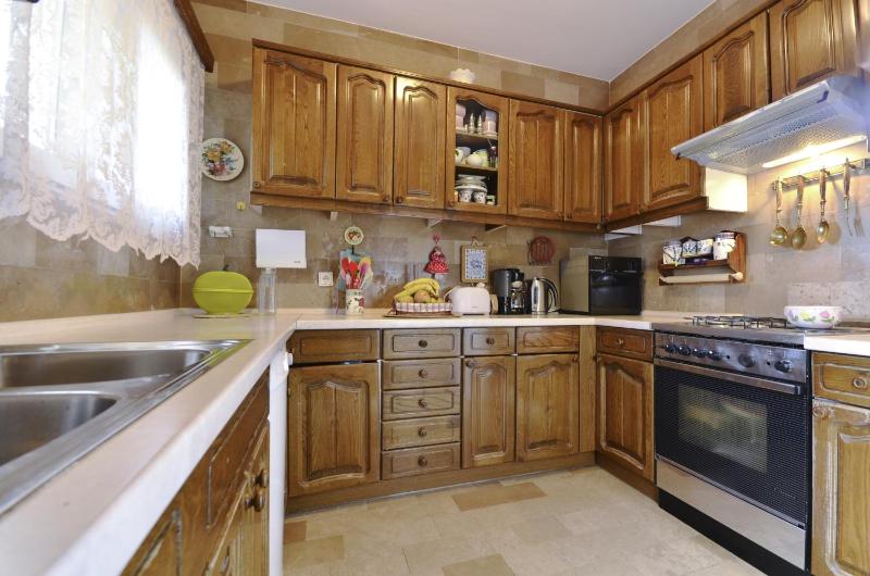 Seaside holiday house Baska Voda Makarska - 16138 - image 4