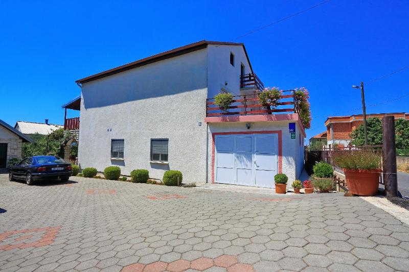 Apartments with parking space Bibinje Zadar - 16155 - image 17