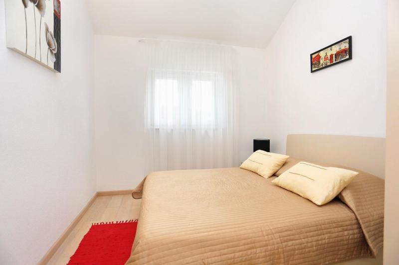 Apartments by the sea Trogir - 16211 - image 16