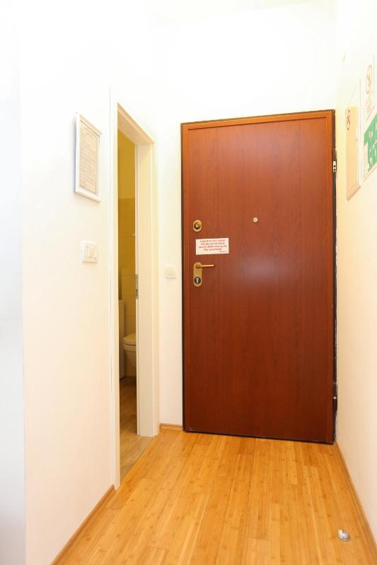 One-Bedroom Apartment with Terrace and Sea View image 2
