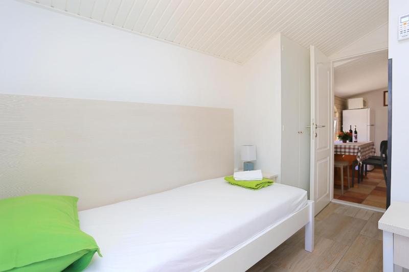 Two-Bedroom Apartment with Terrace and Sea View image 4