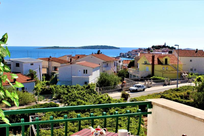 Two-Bedroom Apartment with Terrace and Sea View image 3