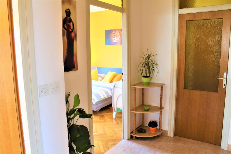 One-Bedroom Apartment with Terrace and Sea View image 2