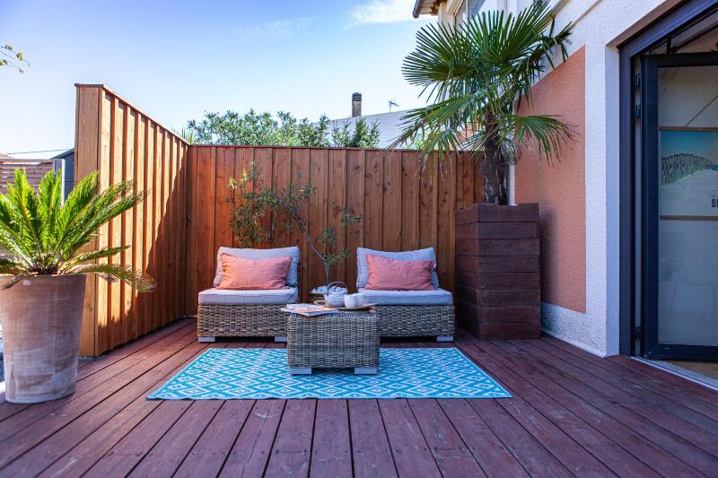 Studio with Garden View image 2