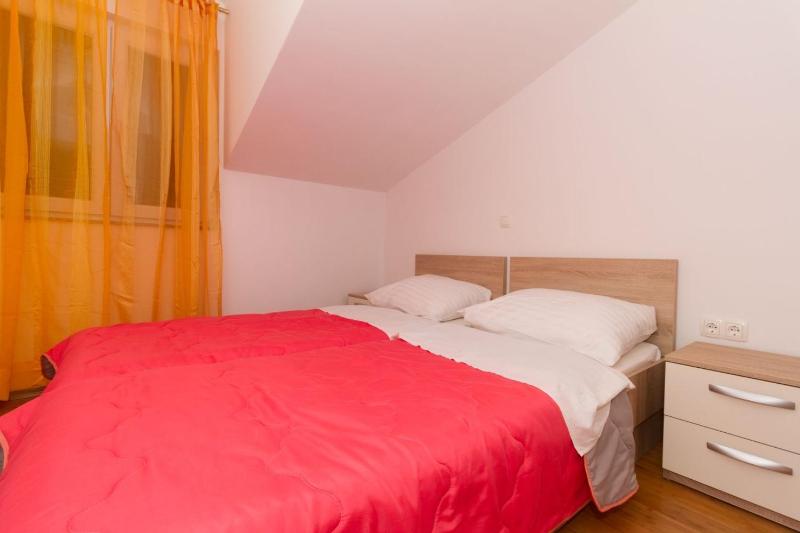 Apartments by the sea Vodice - 16249 - image 33