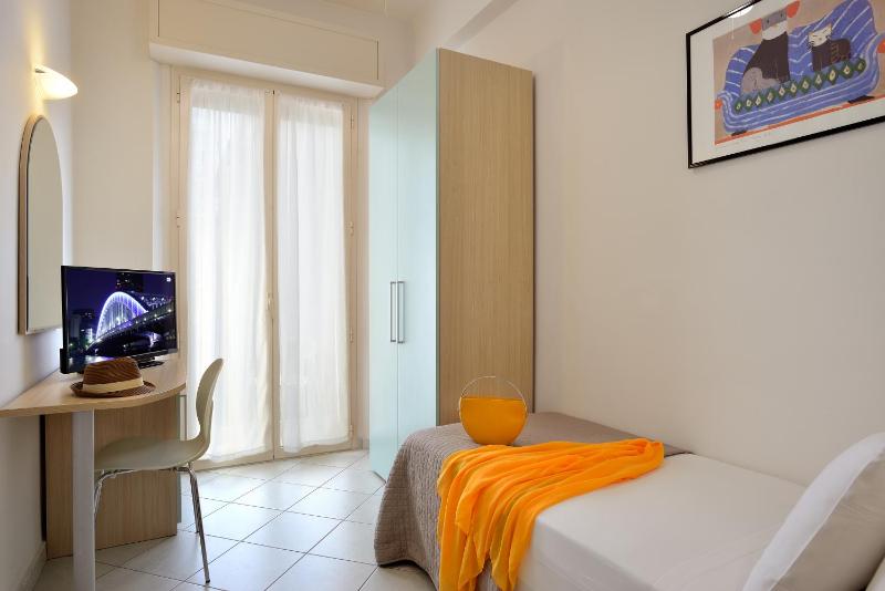 Single Room image 1