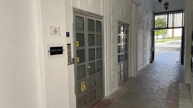 Theatre Square Apartments - image 12