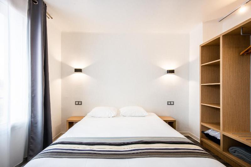 Hôtel PB - Paris-Barcelone - image 33