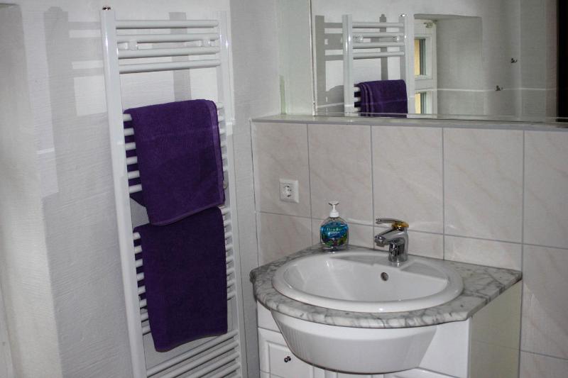 Double Room with Private Bathroom image 3