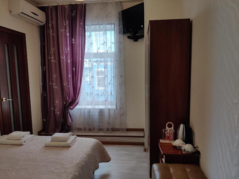 Economy Double Room #6 image 1