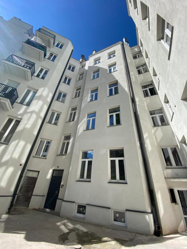 Lwowska Studios - Lwowska 9 - by STAYINWARSAW - image 14