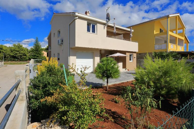 Apartments by the sea Bibinje Zadar - 17269 - image 24