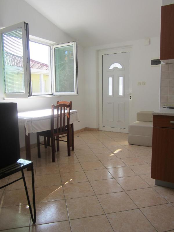 One-Bedroom Apartment with Balcony image 4