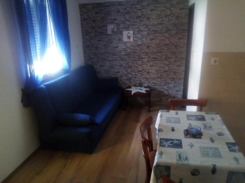 One-Bedroom Apartment with Terrace image 3