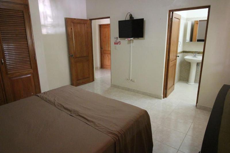 Super Spacious 4BR 4 5BA Villa w pool in Sosua - image 23