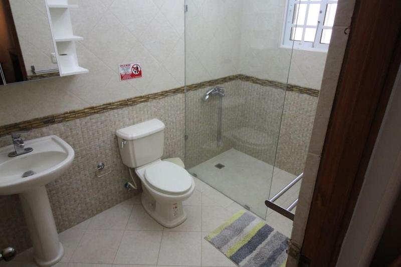 Super Spacious 4BR 4 5BA Villa w pool in Sosua - image 45