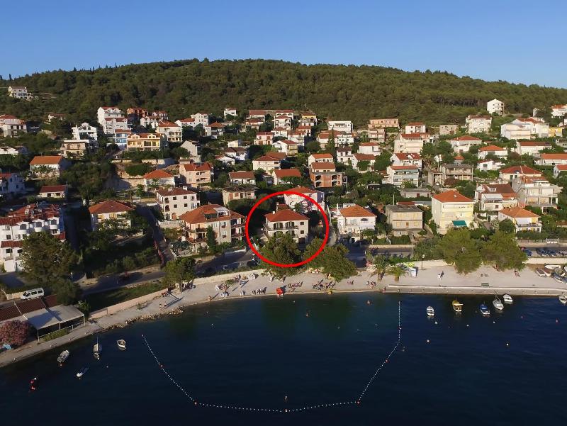 Seaside family friendly house with a swimming pool Trogir - 17358 - image 32