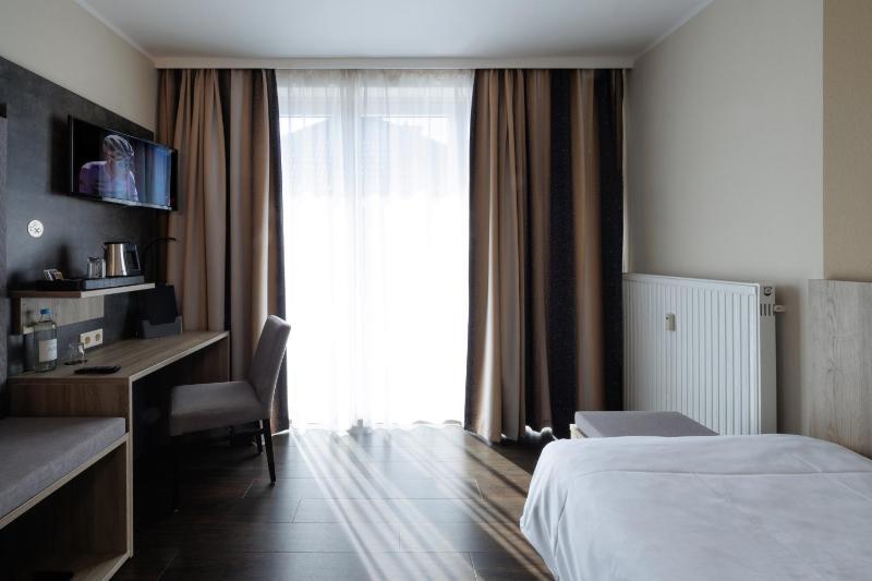 Single Room image 1