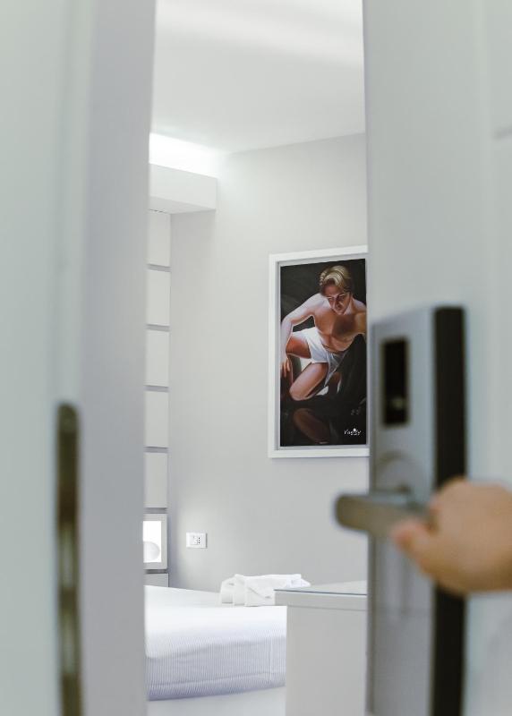 B&B Vanity - image 13