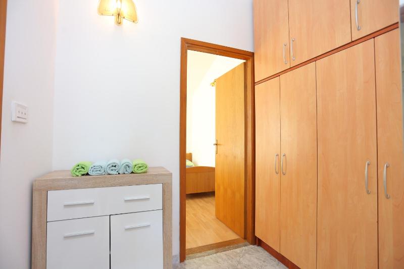 One-Bedroom Apartment with Terrace and Sea View image 2