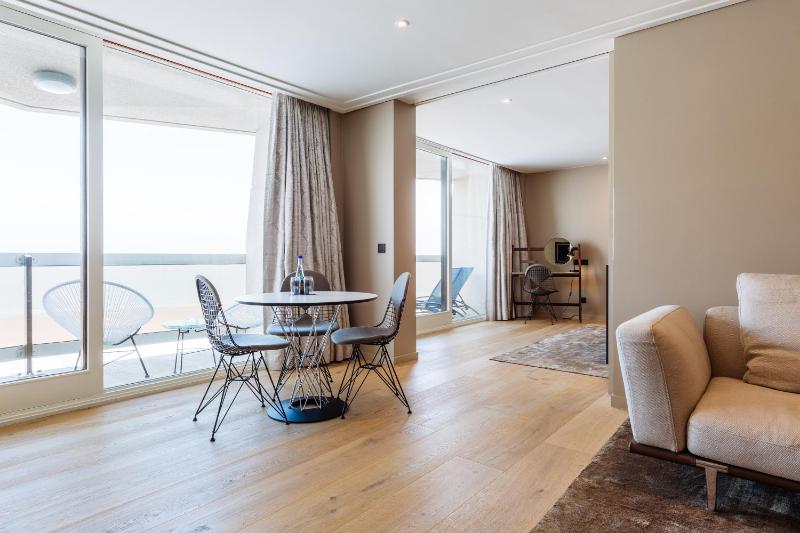 Andromeda Suite with Sea View image 3