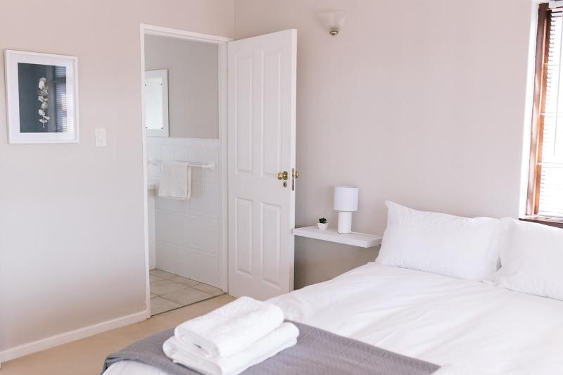 Nahoon Beach Villas Self Catering Apartments - image 16