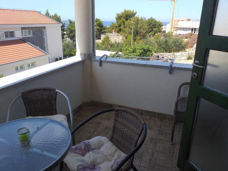 One-Bedroom Apartment with Terrace image 2