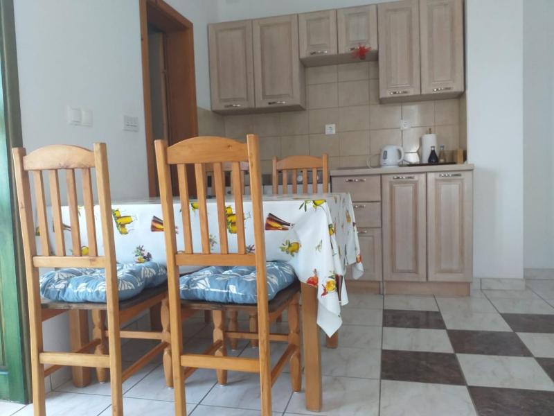 One-Bedroom Apartment with Terrace image 4