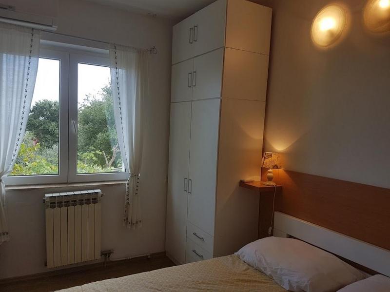 One-Bedroom Apartment with Terrace and Sea View image 1