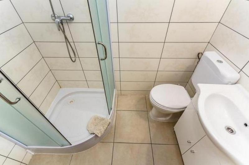 Apartments and rooms with parking space Malinska Krk - 18193 - image 3