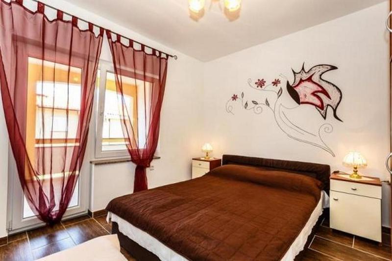 Apartments and rooms with parking space Malinska Krk - 18193 - image 14