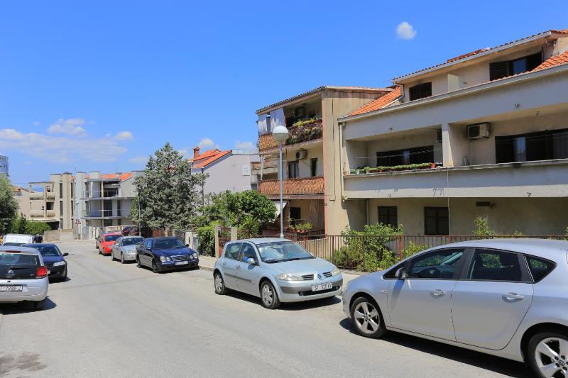 Apartments with WiFi Split - 18336 - image 10