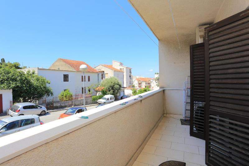 Apartments with WiFi Split - 18336 - image 16
